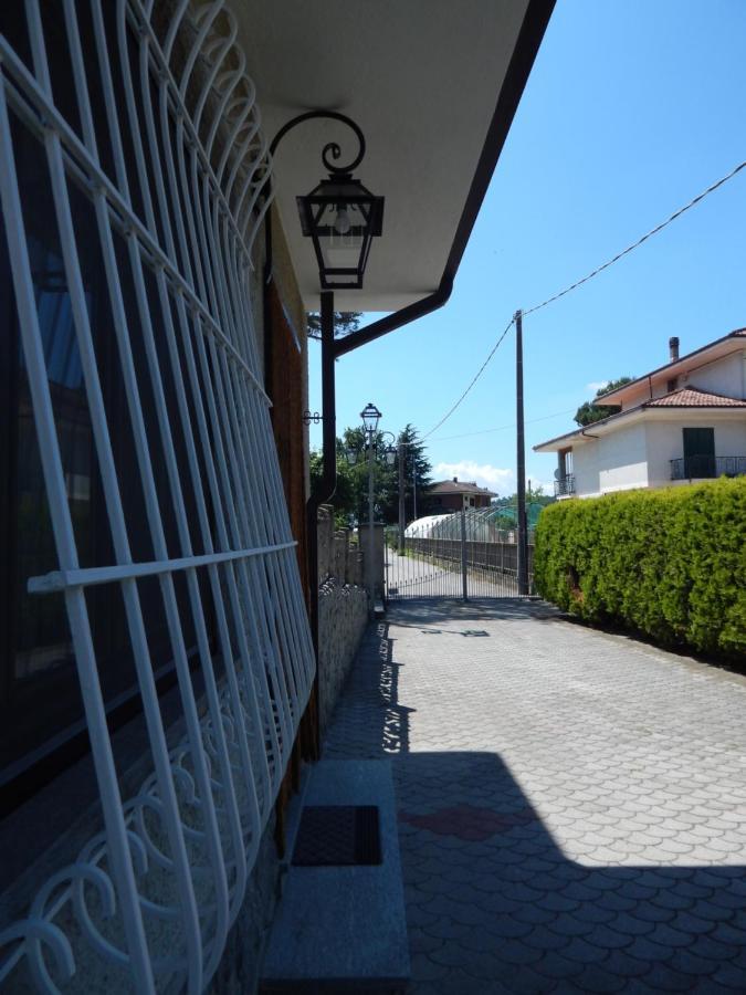 Amo' Le Langhe Bed and Breakfast Narzole Buitenkant foto