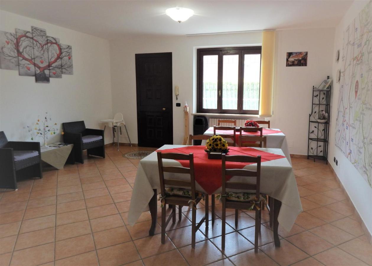 Amo' Le Langhe Bed and Breakfast Narzole Buitenkant foto